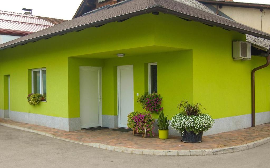 Penzion Pri Slovenc Dol pri Ljubljani Exterior foto